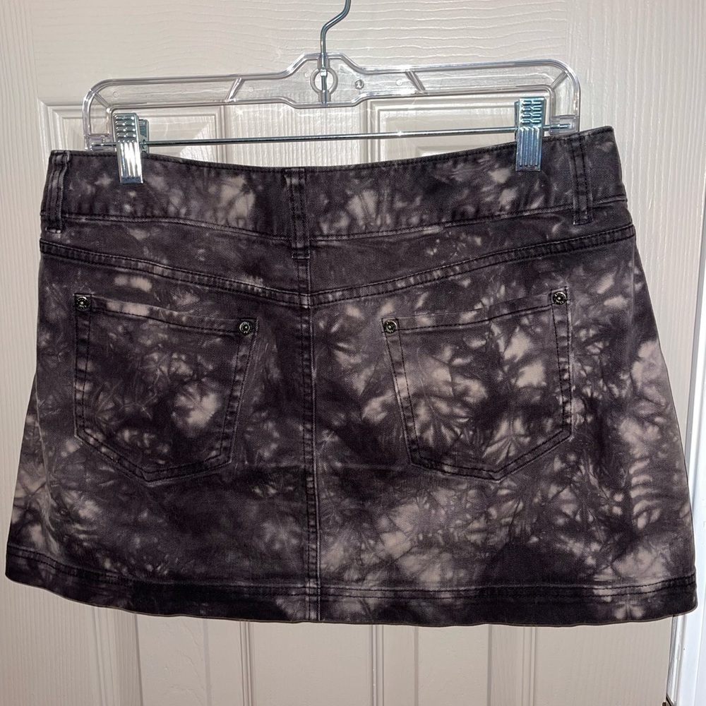 Elle Tie-Dye Bleach Denim Mini Skirt - Picture 4 of 5